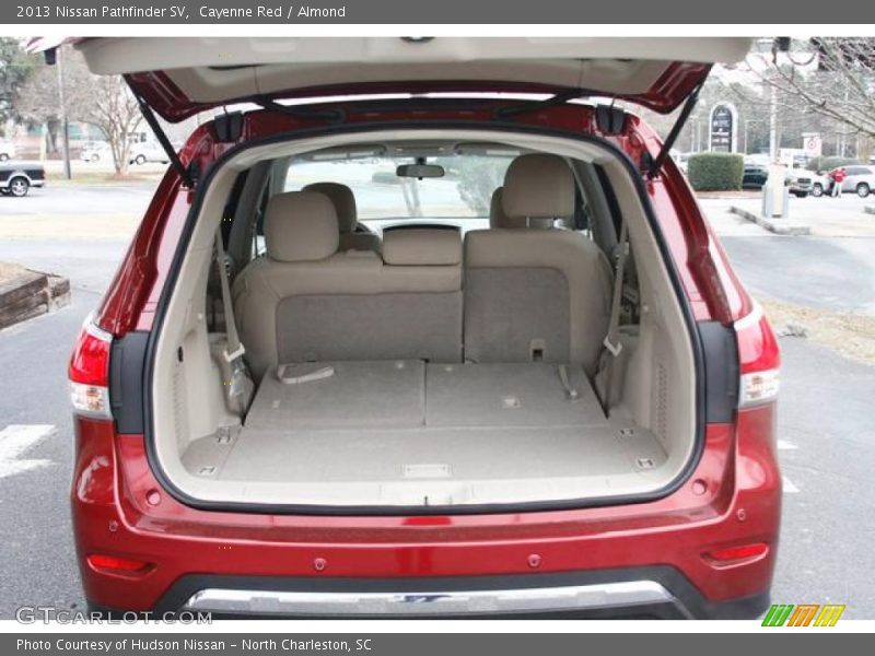 Cayenne Red / Almond 2013 Nissan Pathfinder SV