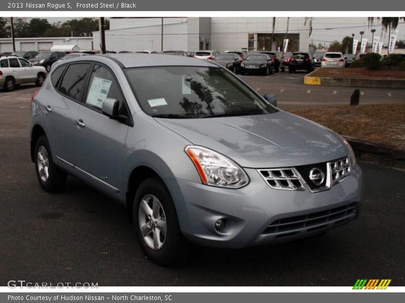 Frosted Steel / Black 2013 Nissan Rogue S