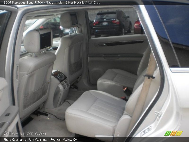 Rear Seat of 2006 R 500 4Matic