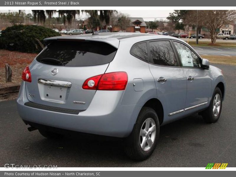 Frosted Steel / Black 2013 Nissan Rogue S