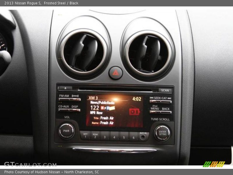 Frosted Steel / Black 2013 Nissan Rogue S