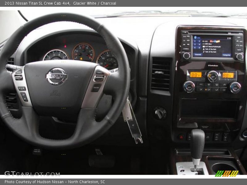 Glacier White / Charcoal 2013 Nissan Titan SL Crew Cab 4x4