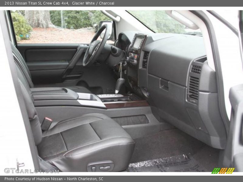 Glacier White / Charcoal 2013 Nissan Titan SL Crew Cab 4x4