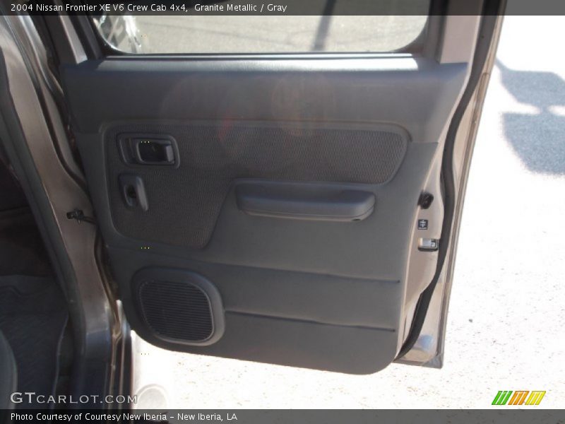 Granite Metallic / Gray 2004 Nissan Frontier XE V6 Crew Cab 4x4