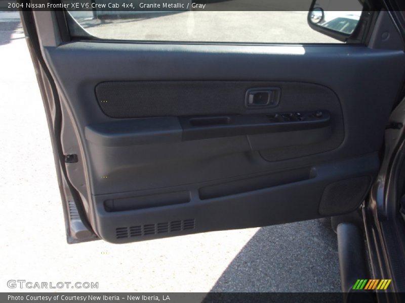 Granite Metallic / Gray 2004 Nissan Frontier XE V6 Crew Cab 4x4