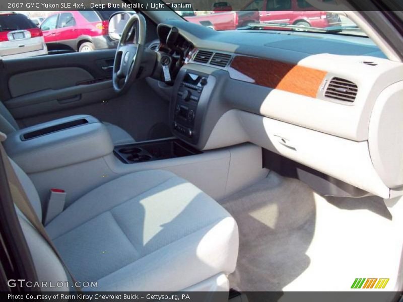 Deep Blue Metallic / Light Titanium 2007 GMC Yukon SLE 4x4