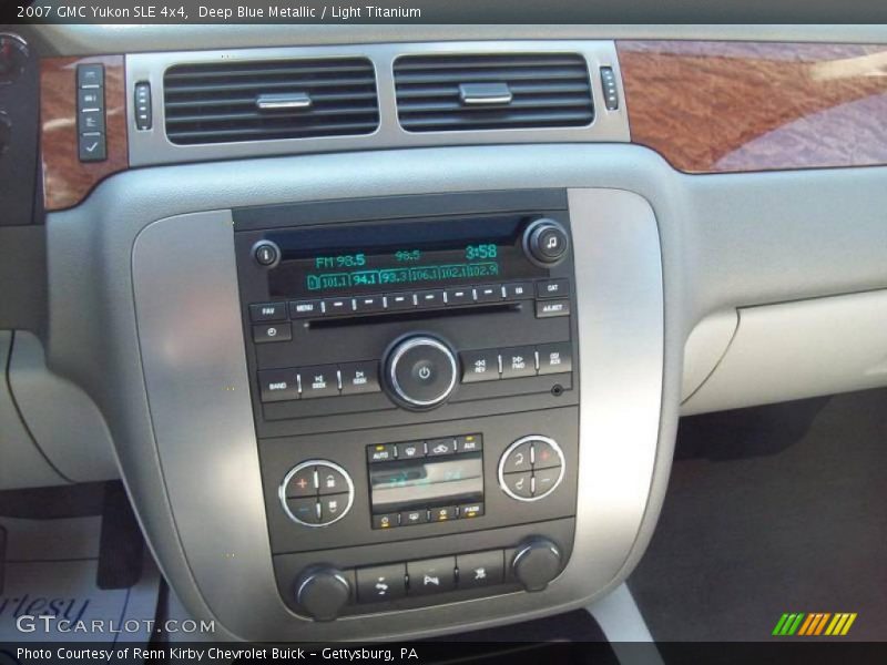 Deep Blue Metallic / Light Titanium 2007 GMC Yukon SLE 4x4