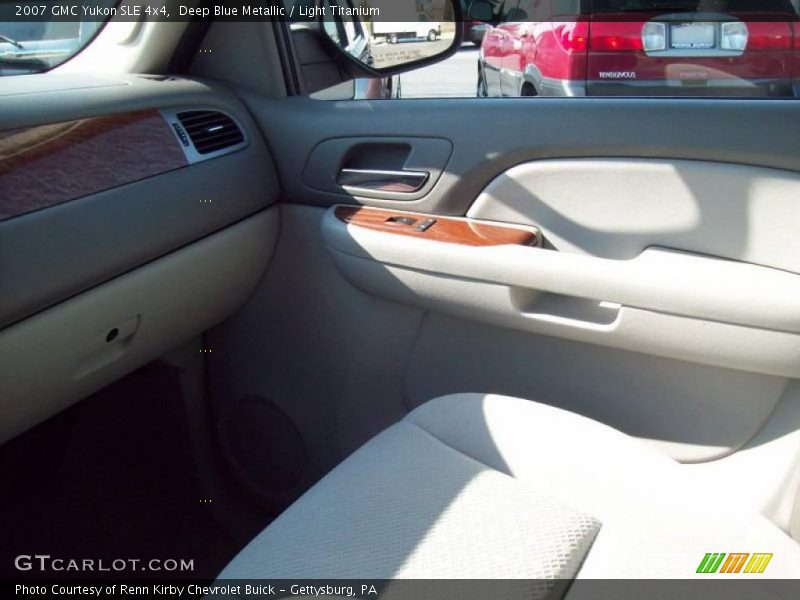 Deep Blue Metallic / Light Titanium 2007 GMC Yukon SLE 4x4