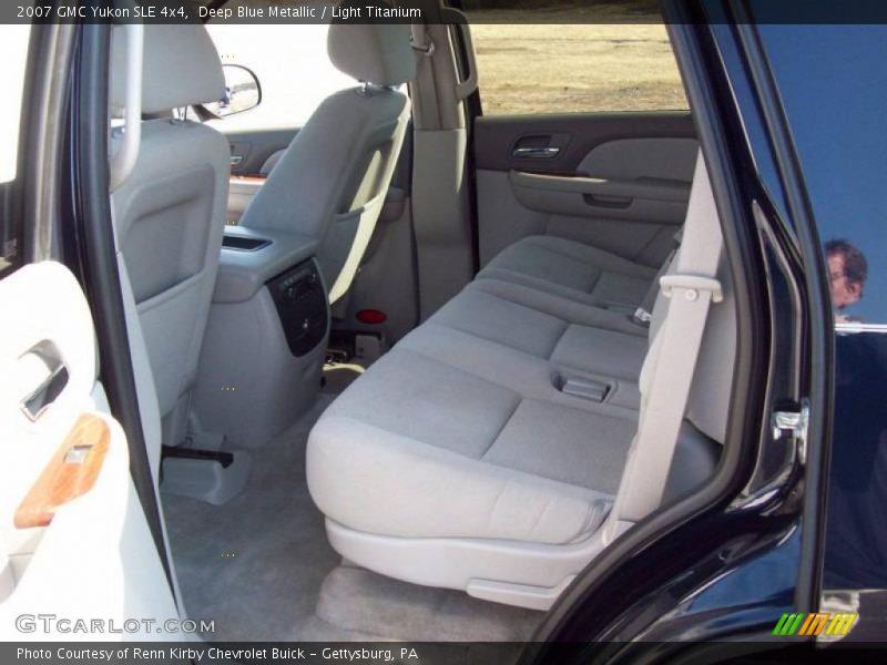 Deep Blue Metallic / Light Titanium 2007 GMC Yukon SLE 4x4