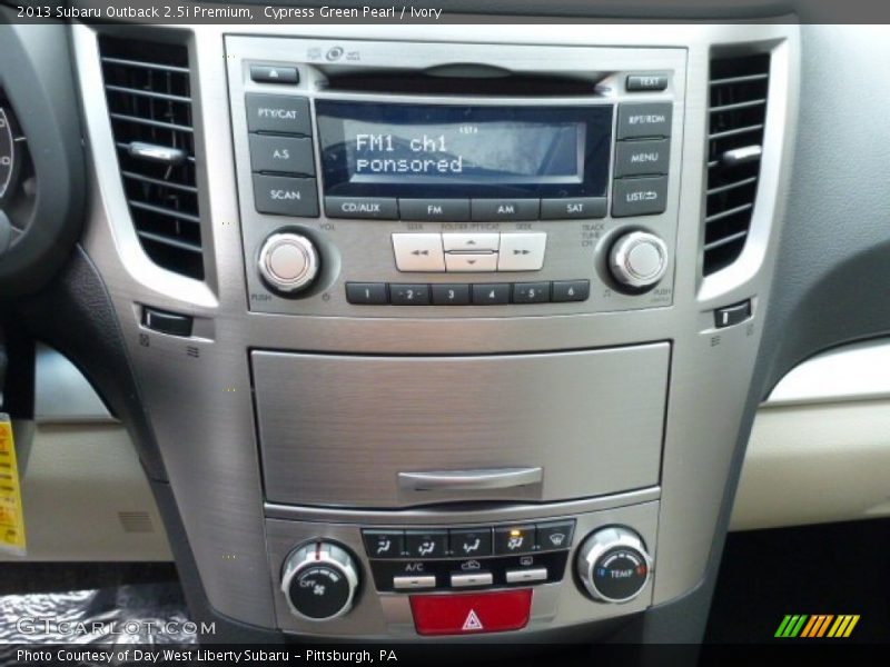 Cypress Green Pearl / Ivory 2013 Subaru Outback 2.5i Premium