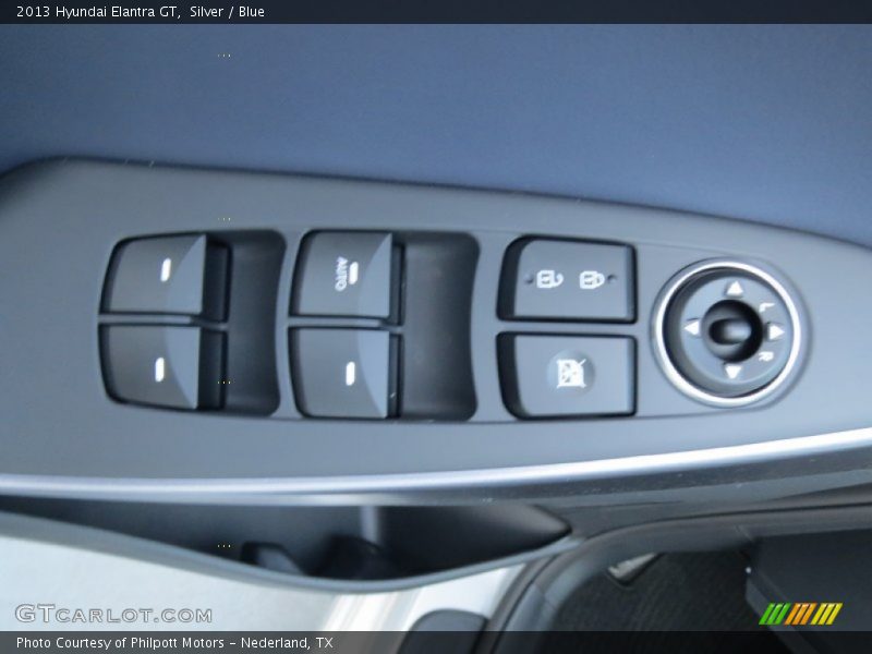 Controls of 2013 Elantra GT