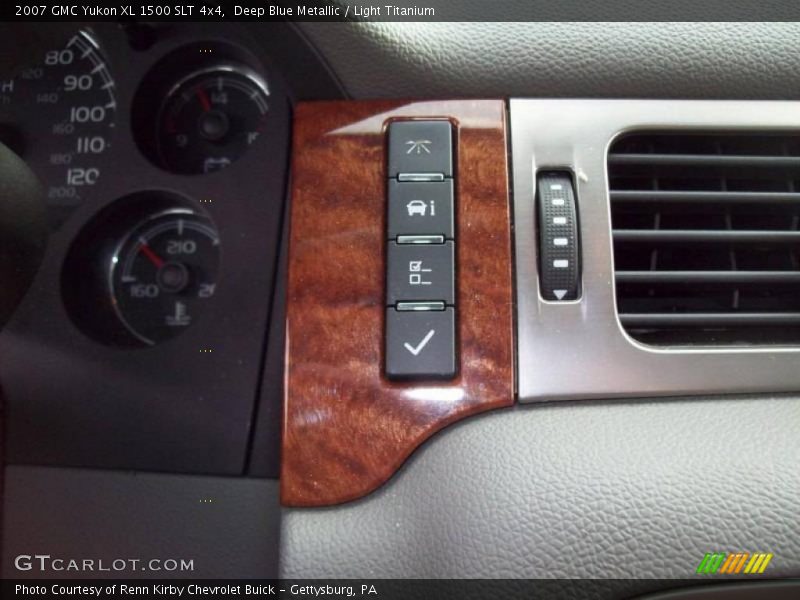 Deep Blue Metallic / Light Titanium 2007 GMC Yukon XL 1500 SLT 4x4