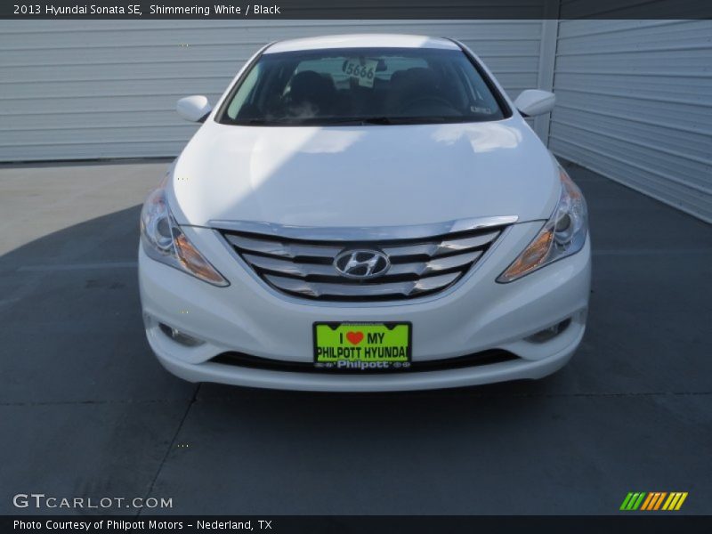 Shimmering White / Black 2013 Hyundai Sonata SE