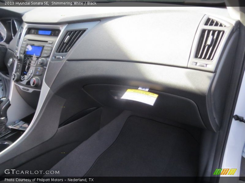 Shimmering White / Black 2013 Hyundai Sonata SE