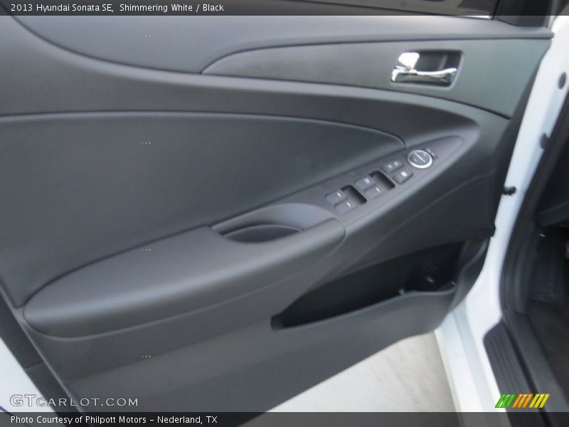 Shimmering White / Black 2013 Hyundai Sonata SE