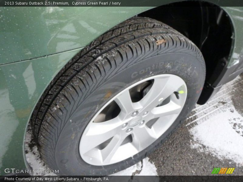 Cypress Green Pearl / Ivory 2013 Subaru Outback 2.5i Premium