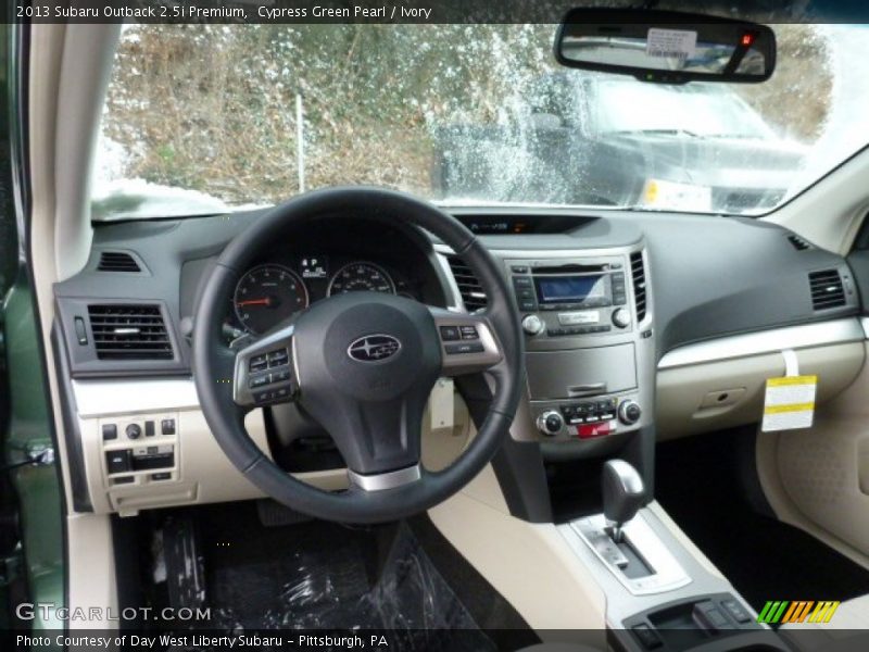 Cypress Green Pearl / Ivory 2013 Subaru Outback 2.5i Premium