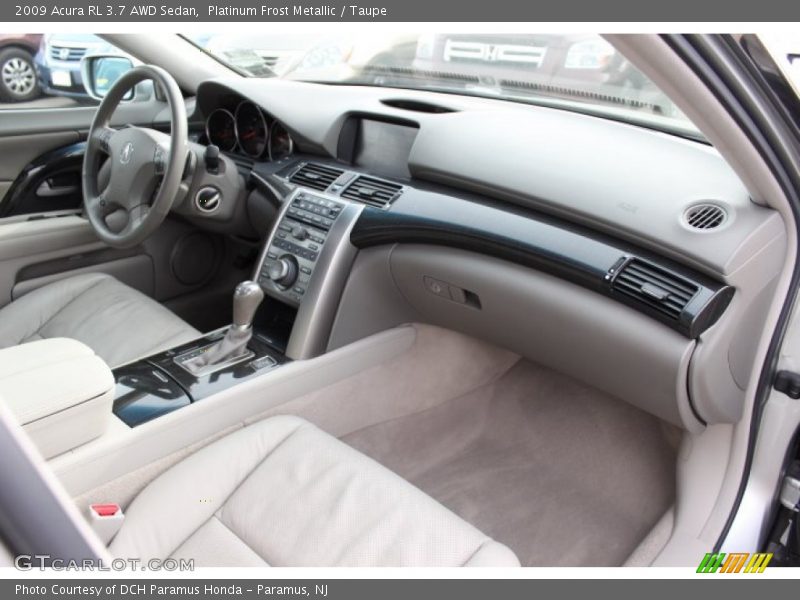 Dashboard of 2009 RL 3.7 AWD Sedan