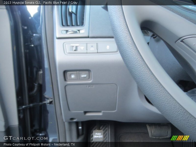 Pacific Blue Pearl / Gray 2013 Hyundai Sonata GLS
