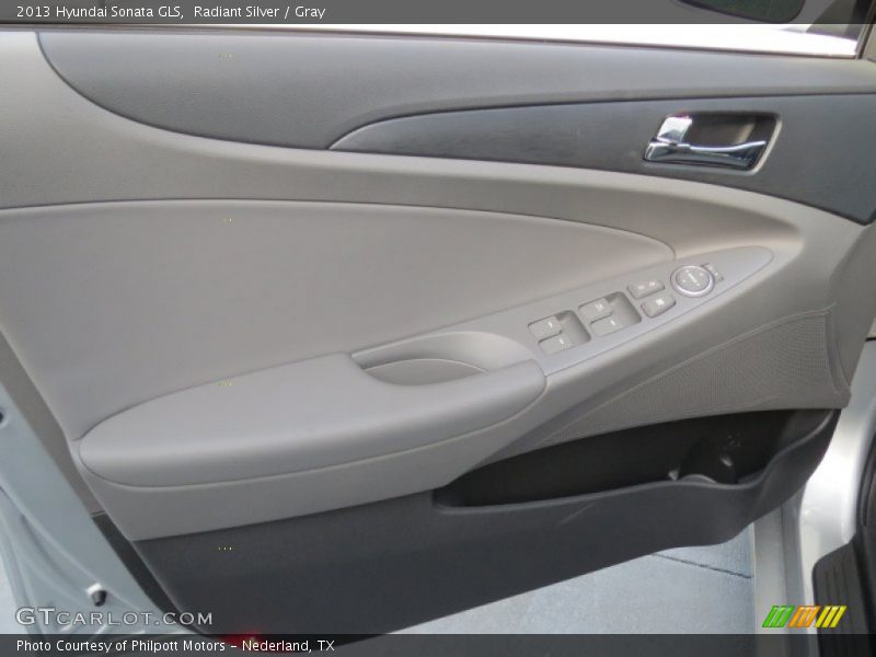 Radiant Silver / Gray 2013 Hyundai Sonata GLS