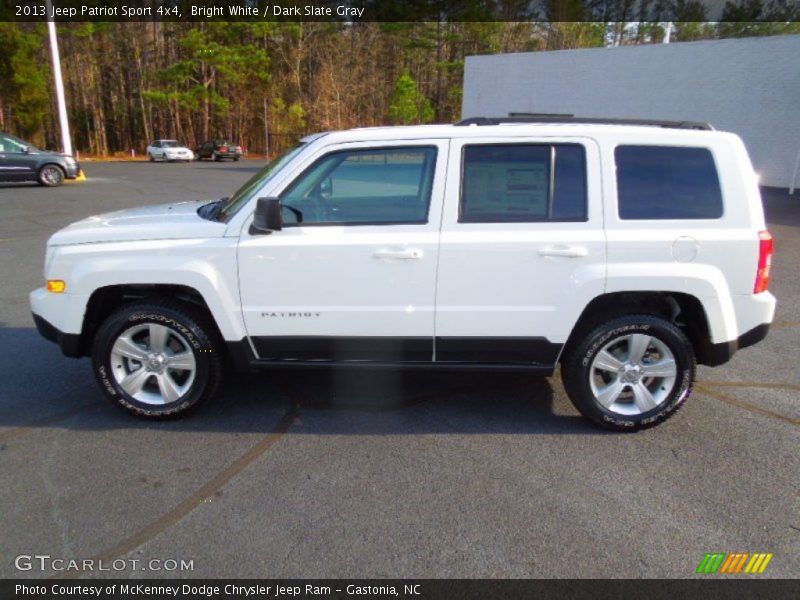 Bright White / Dark Slate Gray 2013 Jeep Patriot Sport 4x4