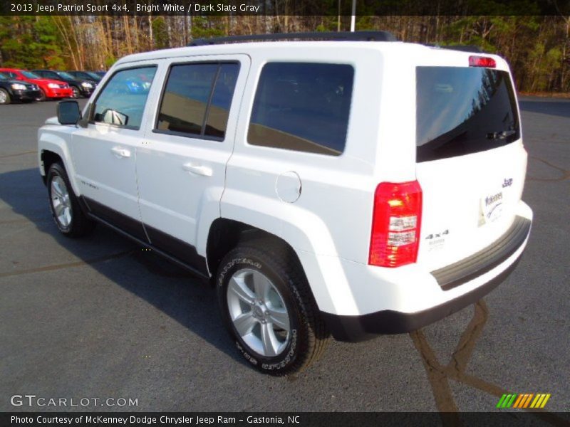 Bright White / Dark Slate Gray 2013 Jeep Patriot Sport 4x4