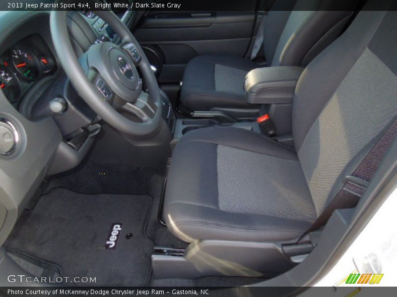 Bright White / Dark Slate Gray 2013 Jeep Patriot Sport 4x4
