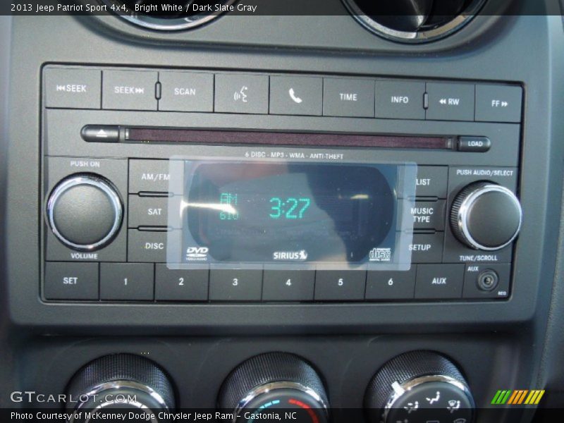 Bright White / Dark Slate Gray 2013 Jeep Patriot Sport 4x4