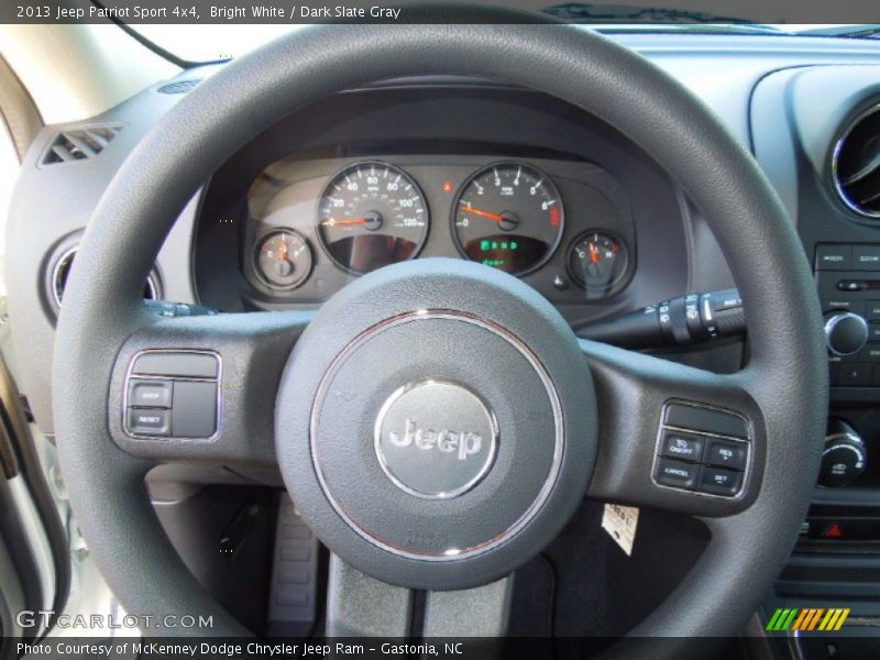Bright White / Dark Slate Gray 2013 Jeep Patriot Sport 4x4