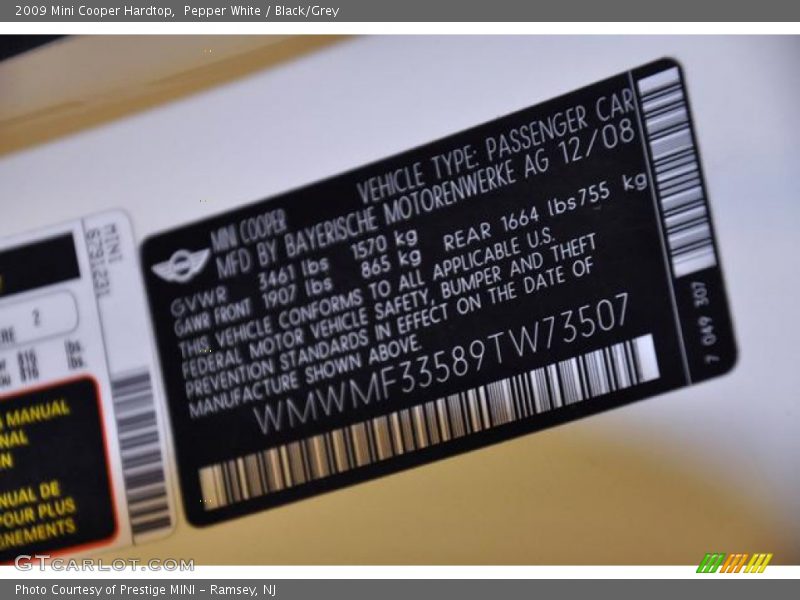Pepper White / Black/Grey 2009 Mini Cooper Hardtop