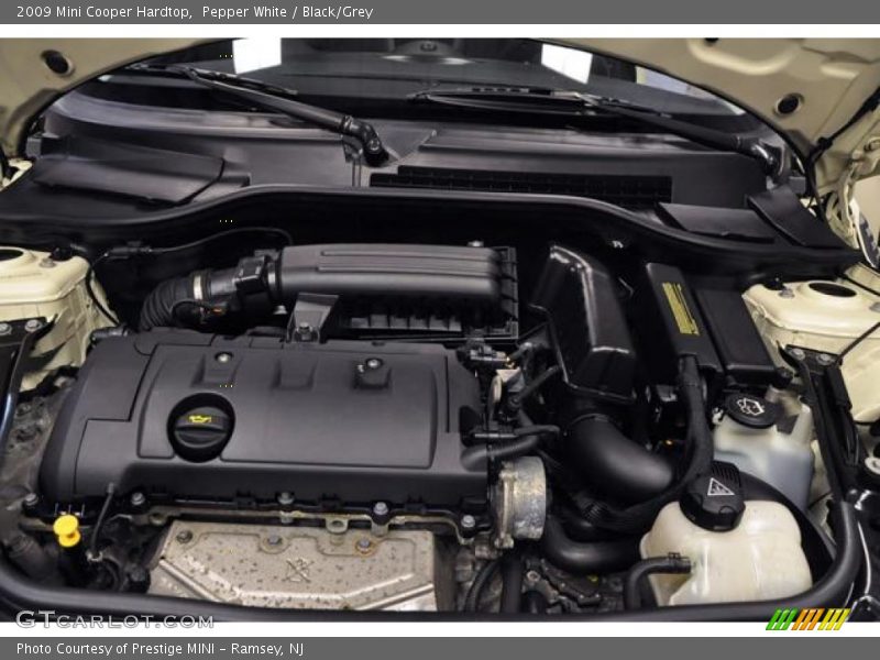 Pepper White / Black/Grey 2009 Mini Cooper Hardtop