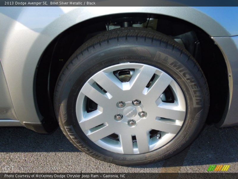 Billet Silver Metallic / Black 2013 Dodge Avenger SE