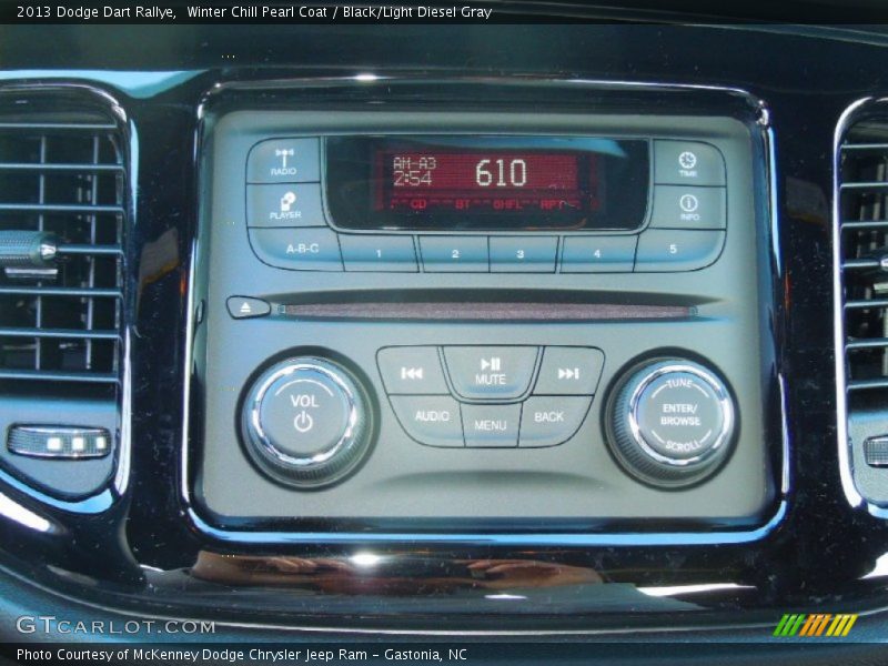 Audio System of 2013 Dart Rallye