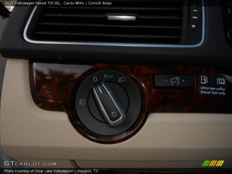 Candy White / Cornsilk Beige 2013 Volkswagen Passat TDI SEL