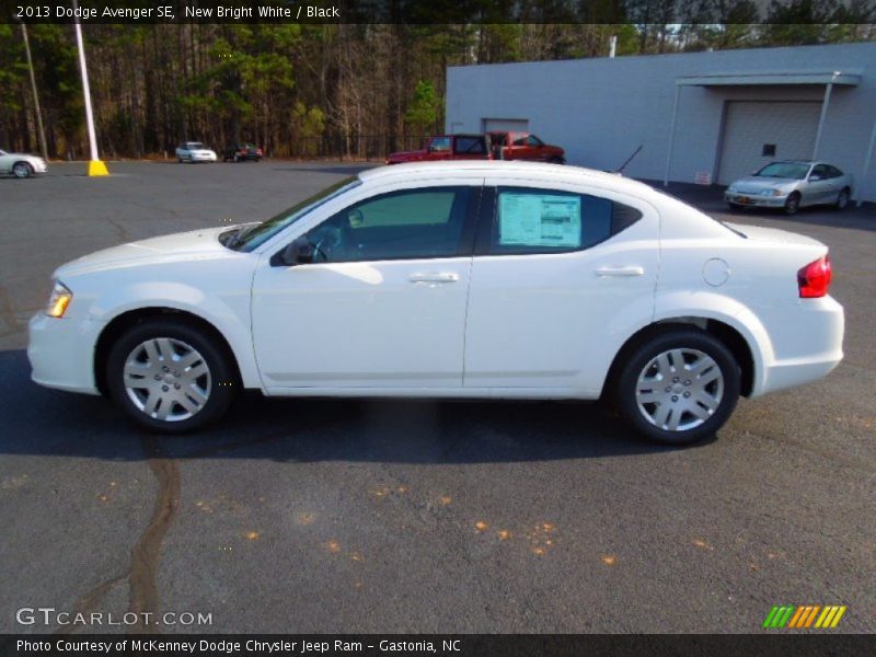 New Bright White / Black 2013 Dodge Avenger SE
