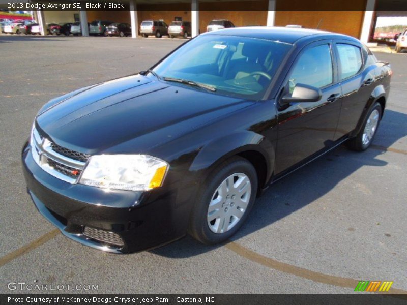 Black / Black 2013 Dodge Avenger SE