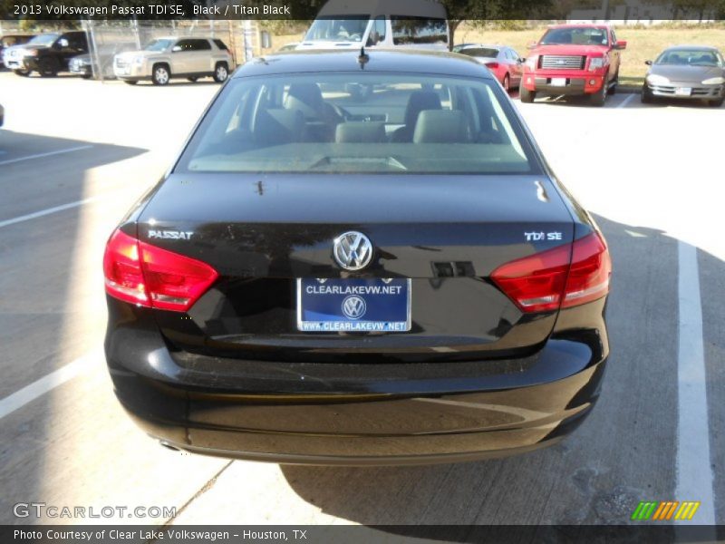 Black / Titan Black 2013 Volkswagen Passat TDI SE