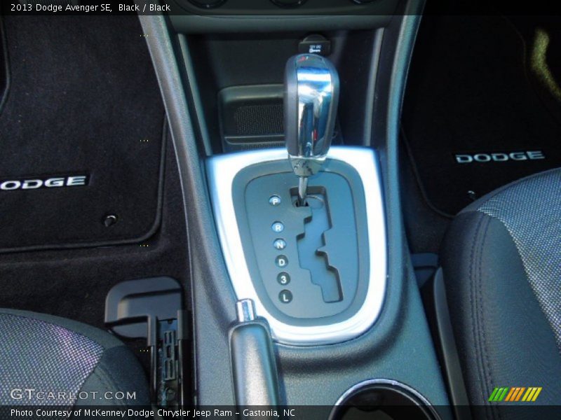 Black / Black 2013 Dodge Avenger SE