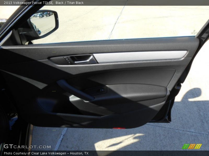 Black / Titan Black 2013 Volkswagen Passat TDI SE