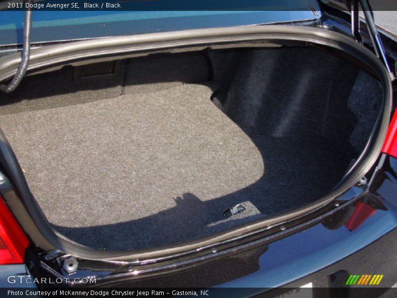  2013 Avenger SE Trunk