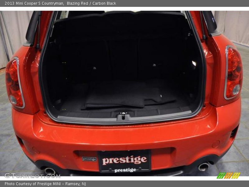 Blazing Red / Carbon Black 2013 Mini Cooper S Countryman