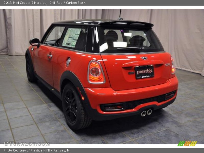 Chili Red / Carbon Black 2013 Mini Cooper S Hardtop