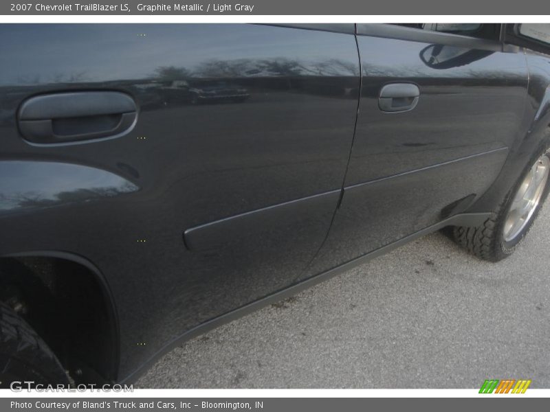 Graphite Metallic / Light Gray 2007 Chevrolet TrailBlazer LS