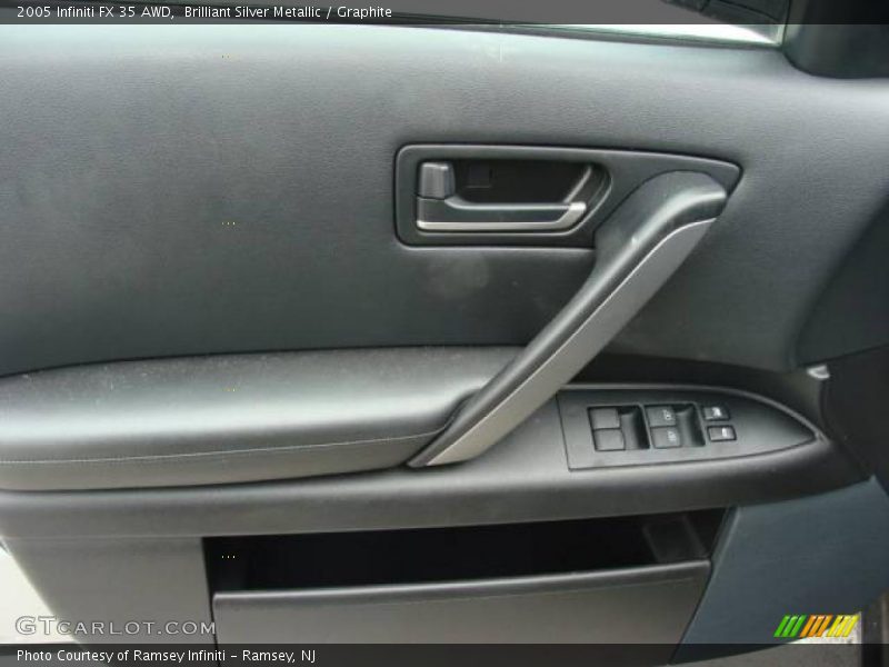Brilliant Silver Metallic / Graphite 2005 Infiniti FX 35 AWD