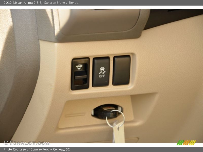 Saharan Stone / Blonde 2012 Nissan Altima 2.5 S