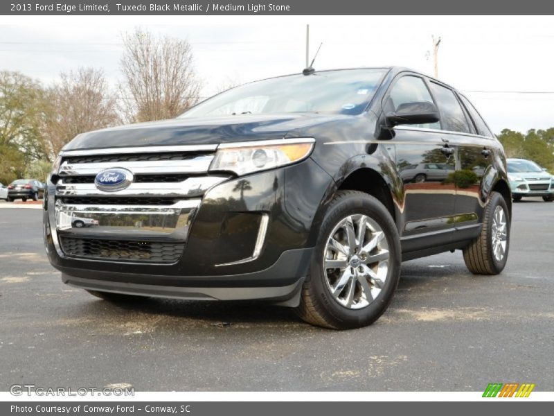 Front 3/4 View of 2013 Edge Limited