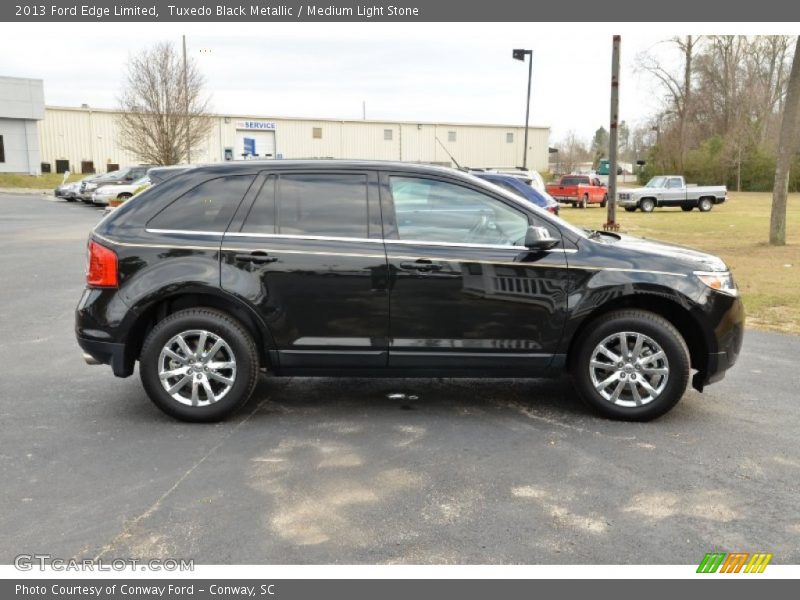 Tuxedo Black Metallic / Medium Light Stone 2013 Ford Edge Limited