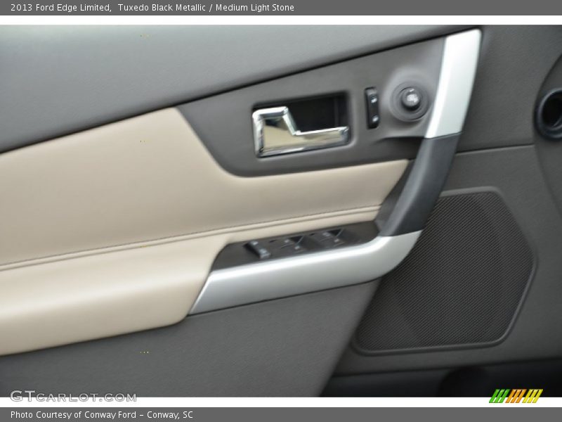 Tuxedo Black Metallic / Medium Light Stone 2013 Ford Edge Limited