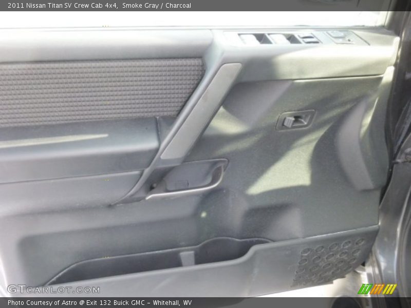 Smoke Gray / Charcoal 2011 Nissan Titan SV Crew Cab 4x4