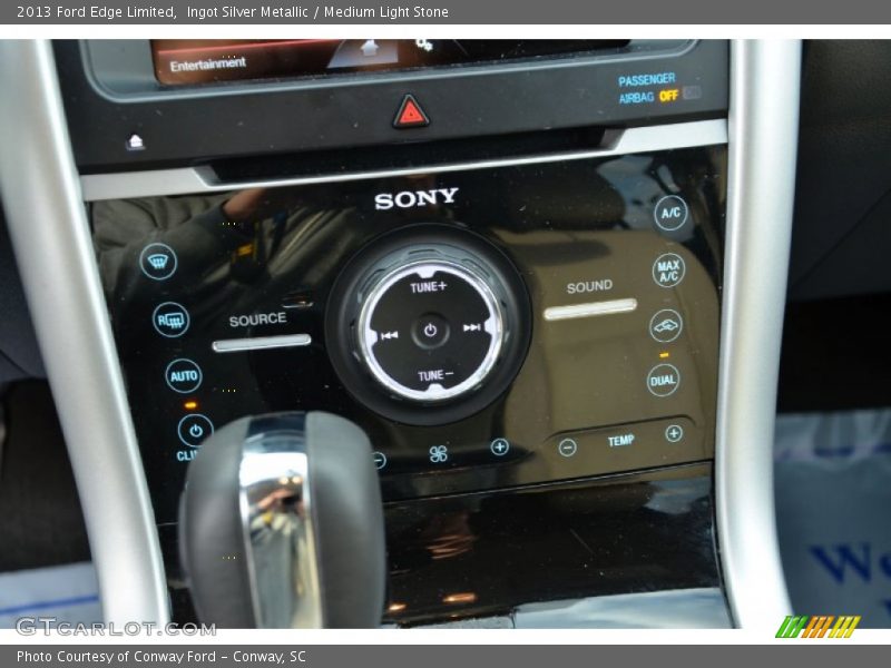 Ingot Silver Metallic / Medium Light Stone 2013 Ford Edge Limited